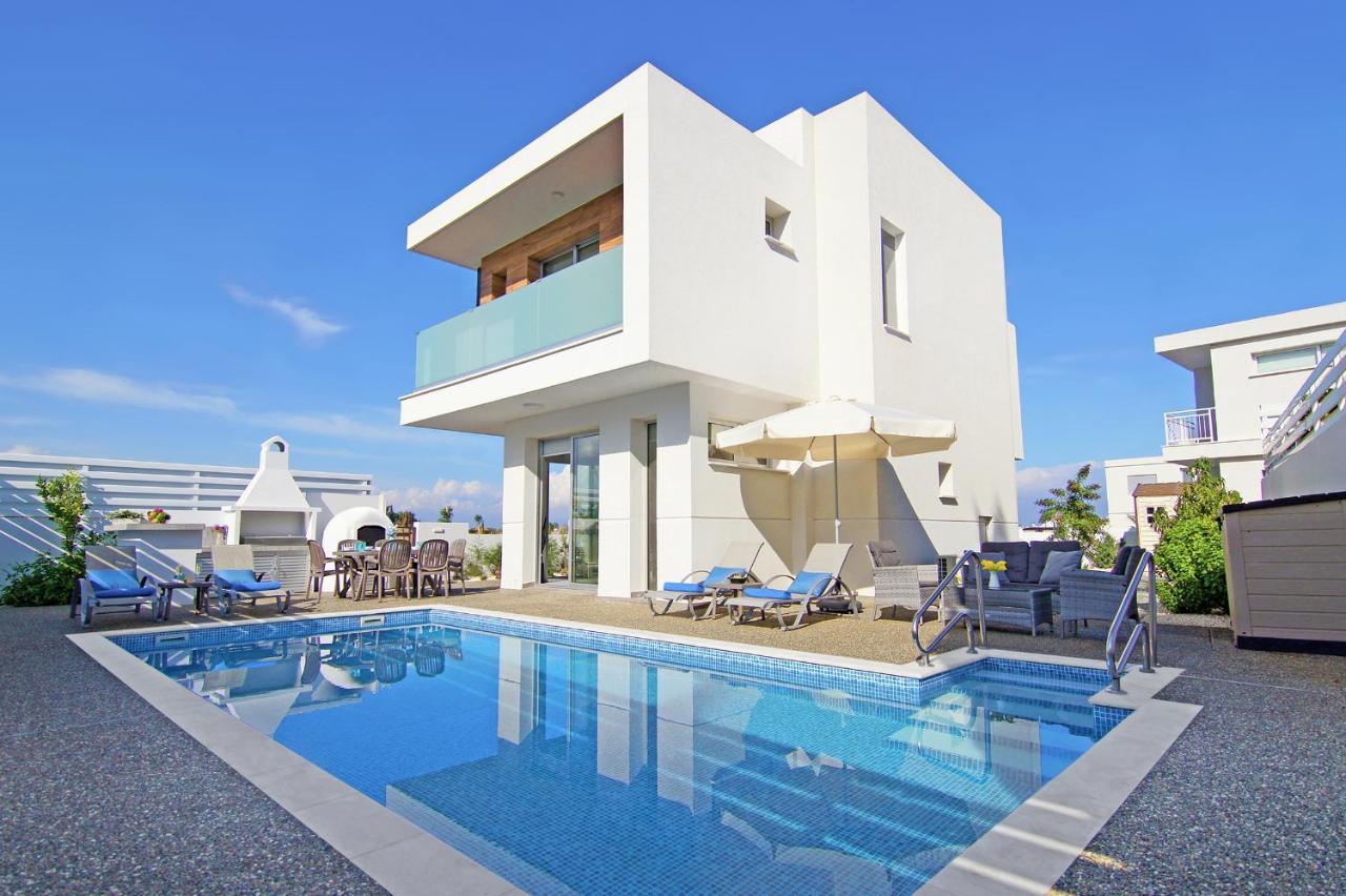 Villa Thea Athena Protaras Exterior photo