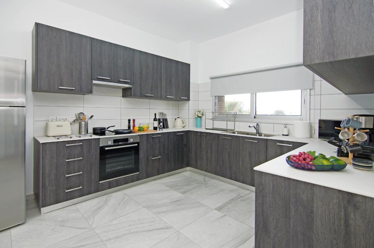 Villa Thea Athena Protaras Exterior photo